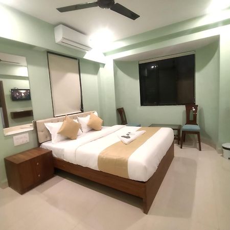 Everest Stays Rooms And Dormitory Bombay Eksteriør billede
