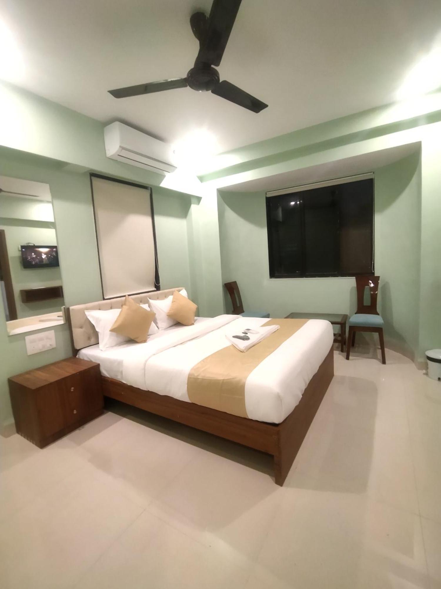 Everest Stays Rooms And Dormitory Bombay Eksteriør billede