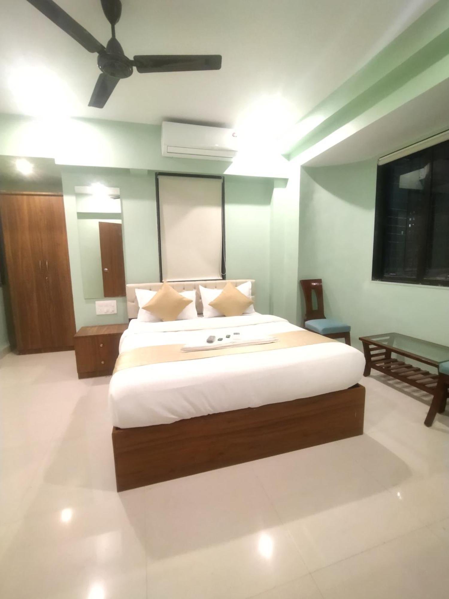 Everest Stays Rooms And Dormitory Bombay Eksteriør billede