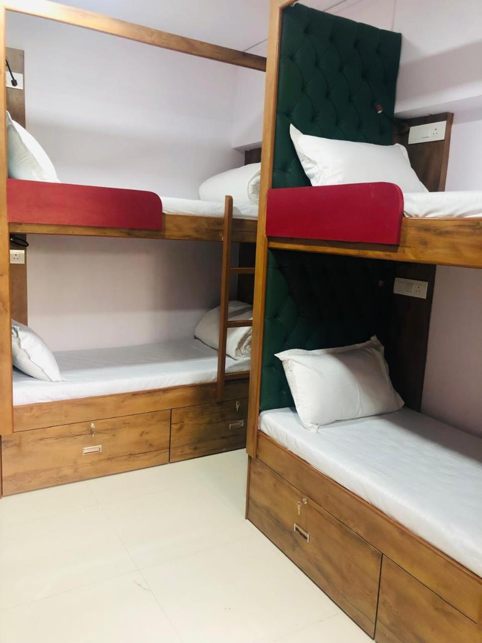 Everest Stays Rooms And Dormitory Bombay Eksteriør billede